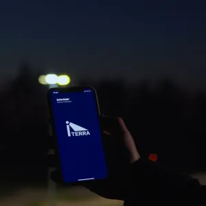 O sistema de controlo remoto Schréder ITERRA para iluminação desportiva tem uma interface visual intuitiva.