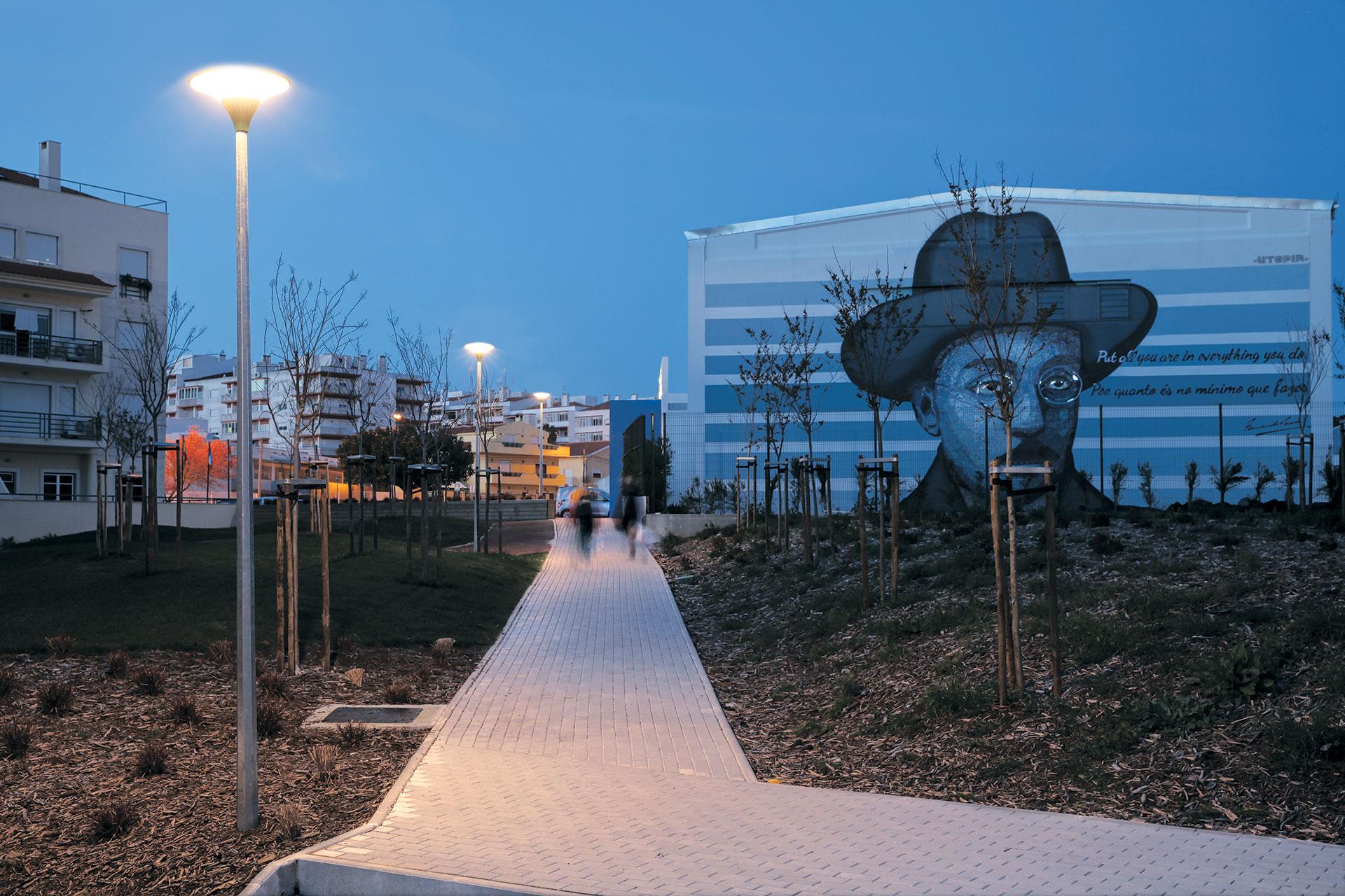 Zela LED luminaire creates warm nocturnal environments so people want to spend time outside at night