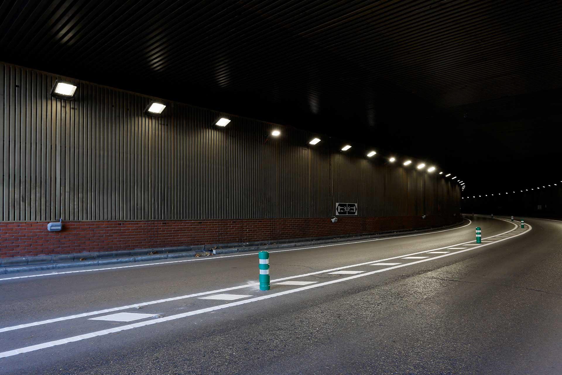 Solução de iluminação inteligente e sustentável melhora a segurança do Túnel Aguas Vivas